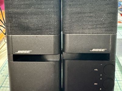 Bose MediaMate Computer Speakers - No Power Cable