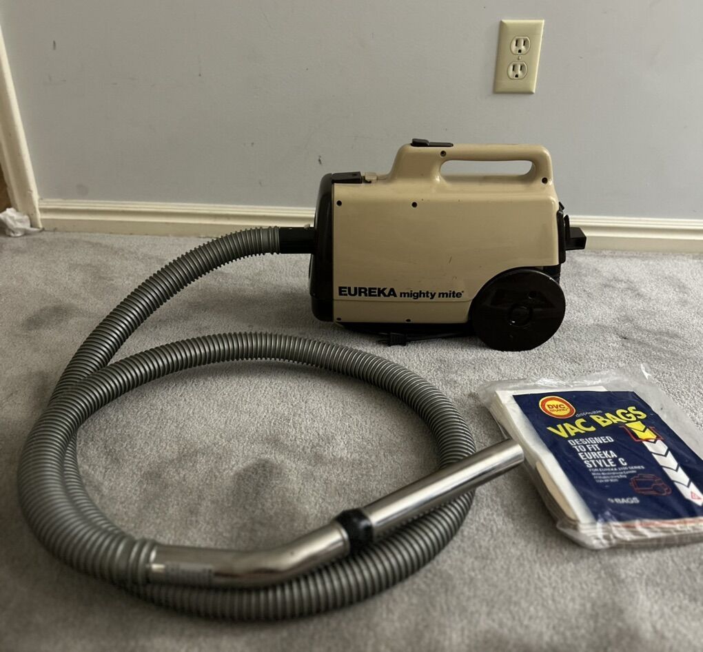 * NEW Eureka Mighty Mite Vacuum *