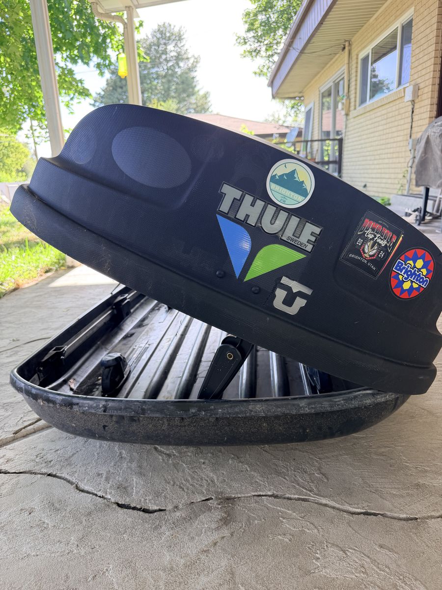 Thule Ski/Cargo Roof Box - Used - Black - Includes Key - Great for Skis, Snowboards & Gear