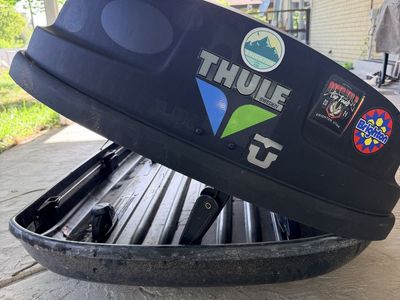 Thule Ski/Cargo Roof Box - Used - Black - Includes Key - Great for Skis, Snowboards & Gear