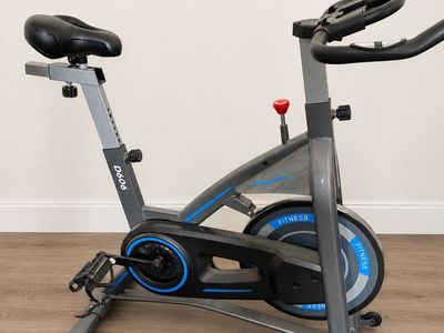 LNOW D606 Indoor Cycling Spin Bike