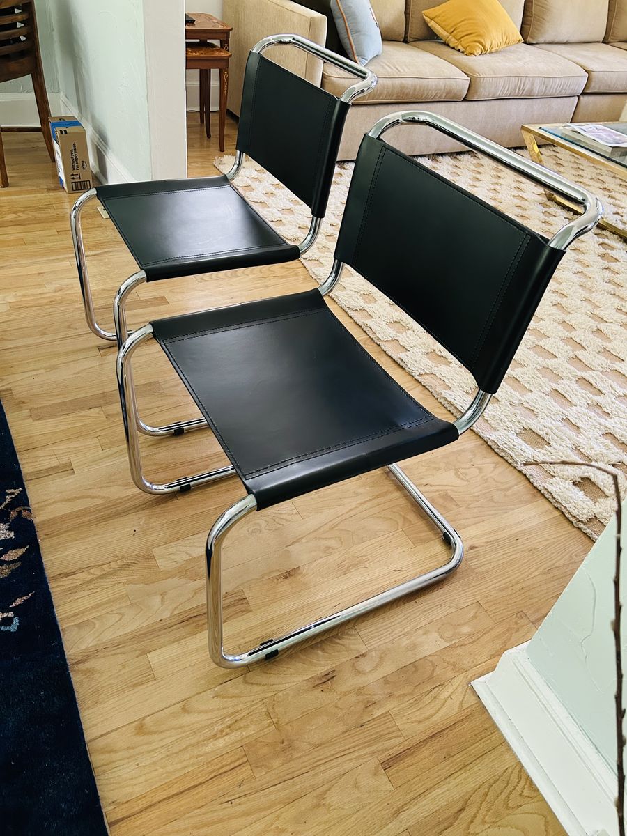 Chairs (set of 2)