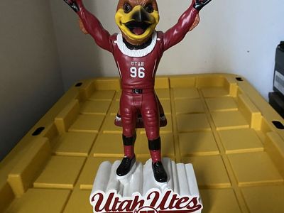 Utah Utes swoop mascot
