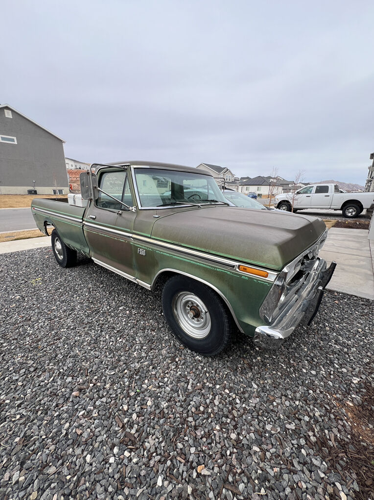 1974 FORD F250