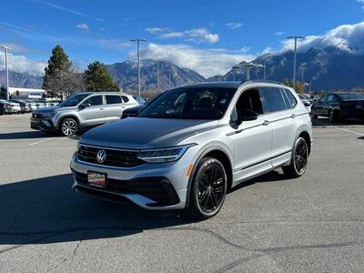 2022 Volkswagen Tiguan SE R-Line Black 4Motion