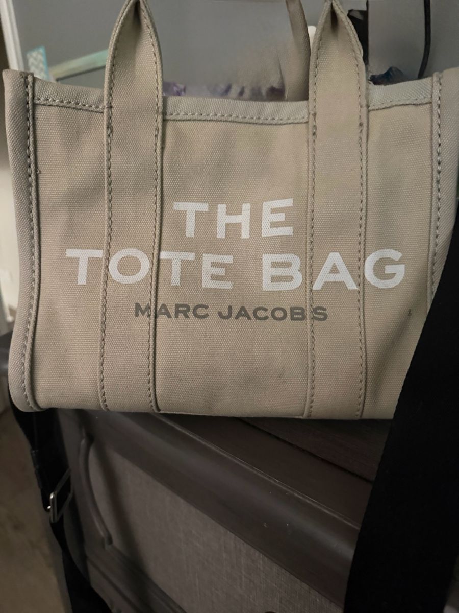 Marc Jacobs Small Canvas The Tote Bag in Beige