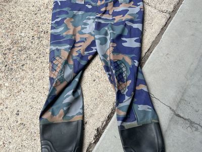 Waders Large and fish springs