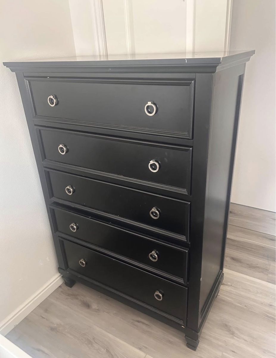 Black dresser