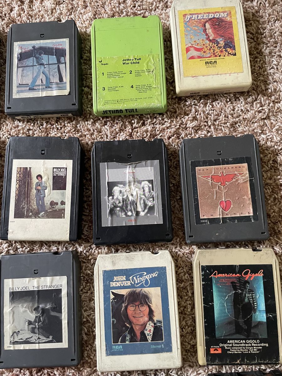 Vintage Craig 8-Track Player with 70 Classic Rock & Country 8-Track Tapes