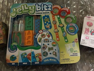 Jelly Bitz Charm Maker Kit & Tulip Tie-Dye Kit: Craft 18 Charms, 32 Designs, Dye 9 Projects - New Cash Only
