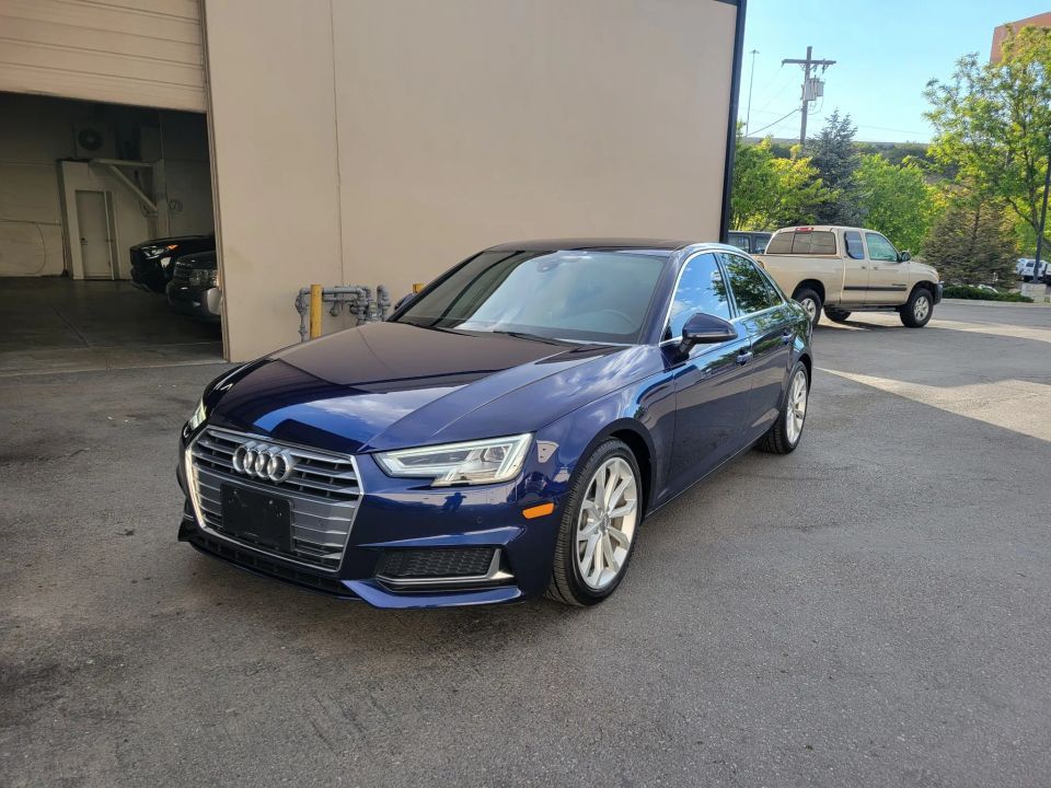 2019 AUDI A4 Premium Plus 40 TFSI