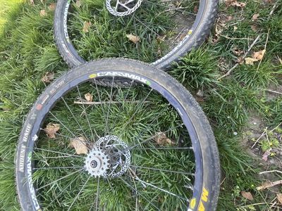 Mavic C29 Crossmax Wheel Set