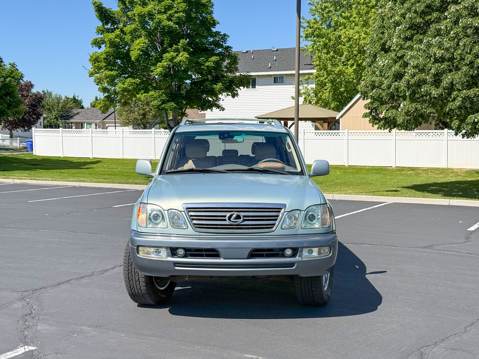 Main image 2