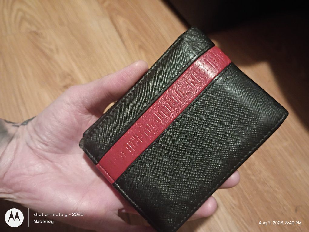 True Religion Men's Black Leather Bifold Wallet Red Stripe