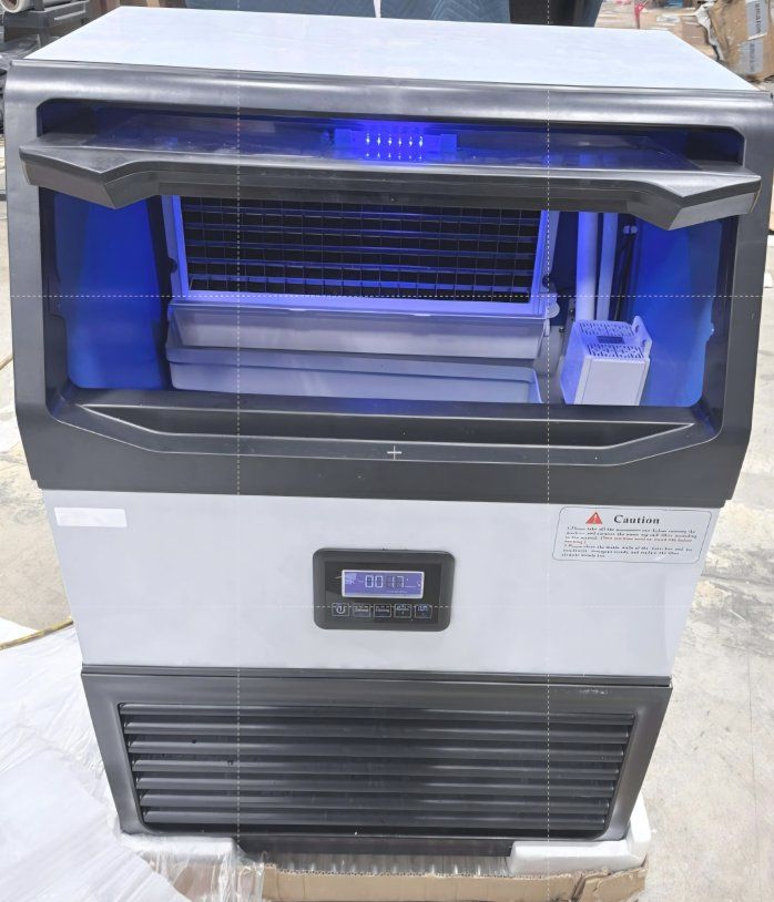 Main image 6