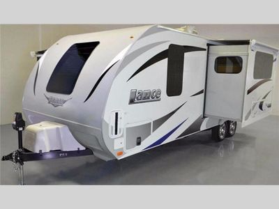 Used 2018 Lance Lance Travel Trailers 2295