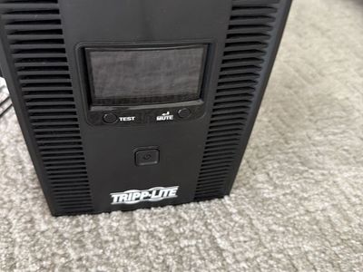 Tripp Lite UPS Battery Backup SmartPro Series - Uninterruptible Power Supply (UPS)