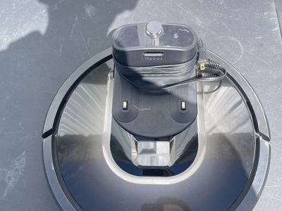 iRobot Roomba Robot Vacuum with Charging Dock