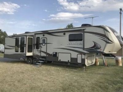 5th wheel RV 2016 Primetime Sanibel 3701