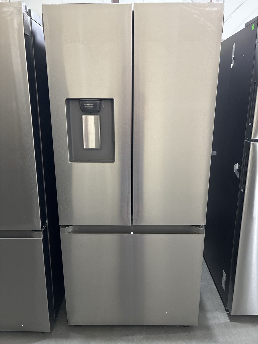 30’ Wide Stainless Steel French Door Refrigerator with Water Dispenser