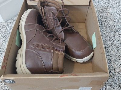 boy boots
