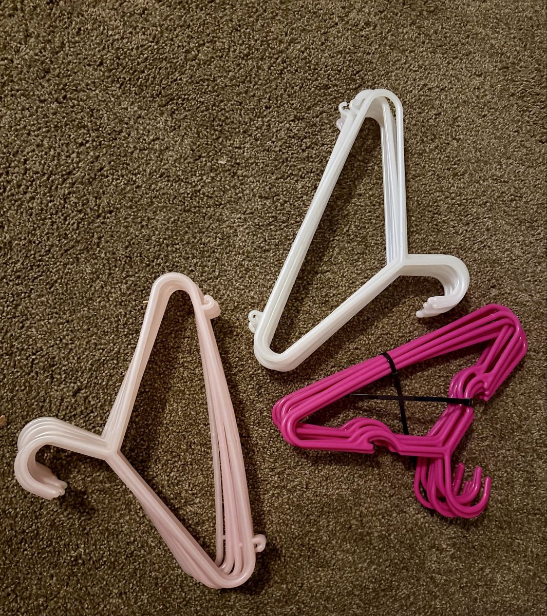 30 Hangers for kids $5