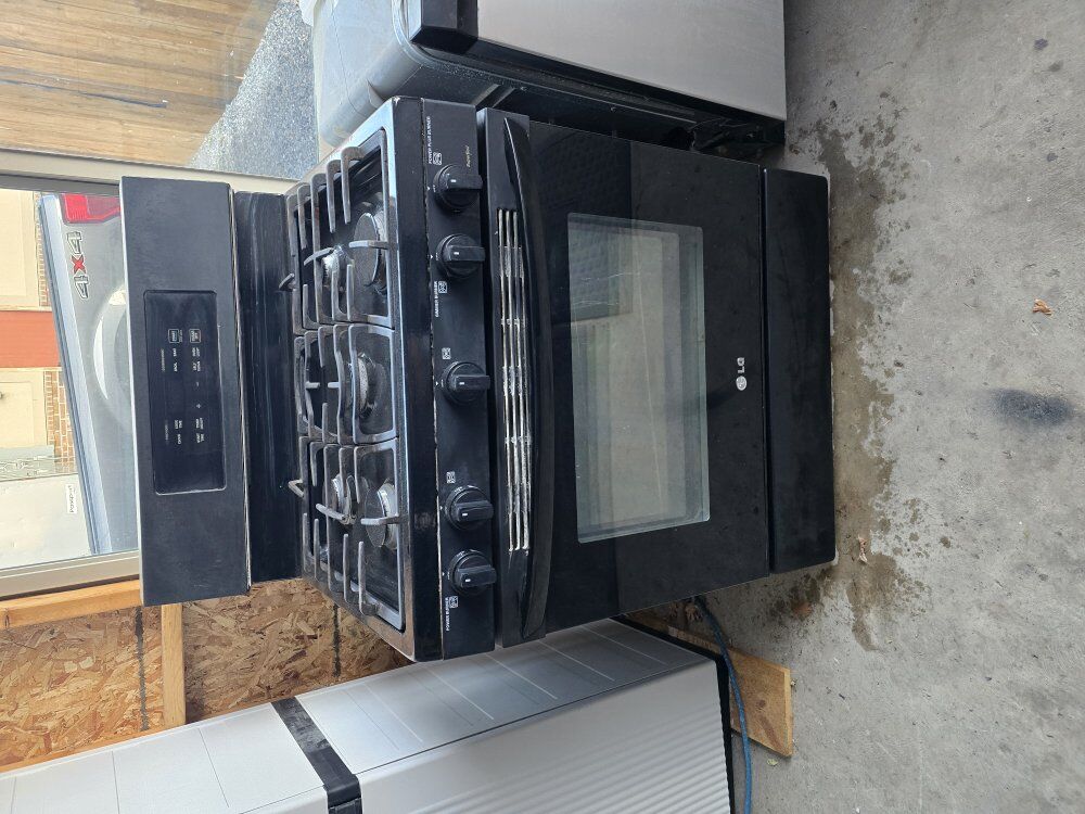 $300 O.B.O Working Gas Stove