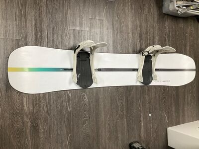 BURTON CUSTOM FLYING V SNOWBOARD