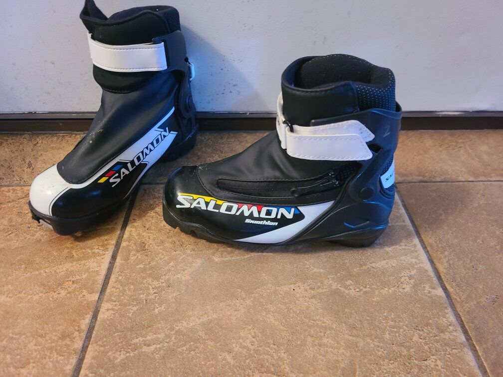 kids SNS cross country boots size 2, 33.5