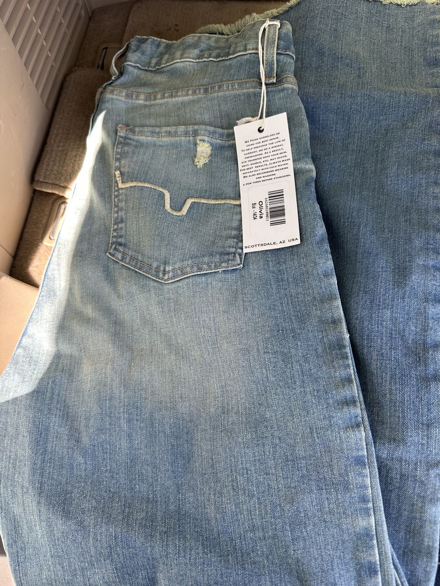 Olivia Blue Jeans Size 14/34 Distressed Denim Women's