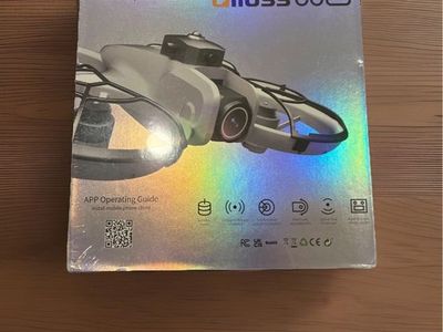 Qiloss 008 Camera Drone with 4.3 Inch Screen Remote, Foldable Quadcopter New