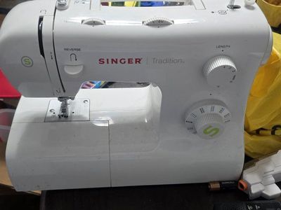singer tradition sewing machine