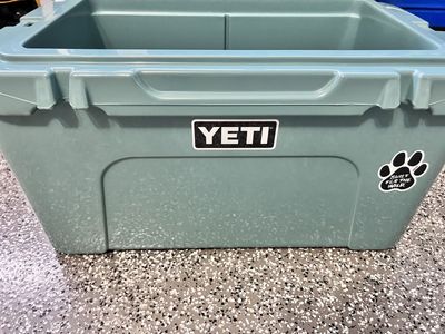 Yeti Tundra 45 Hard Cooler - River Green - Excellent Condition - Built For The Wild