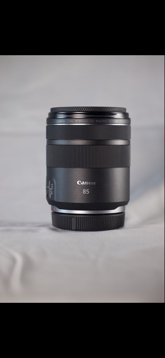 Canon Rf 85mm f2 macro