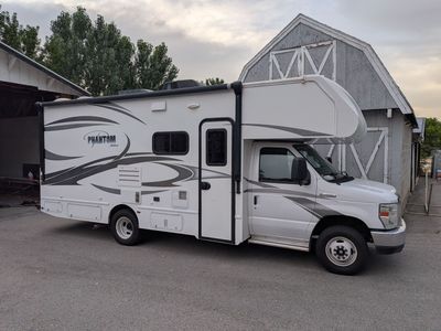 2014 Nexus Phantom 25p - 25 ft Class C RV