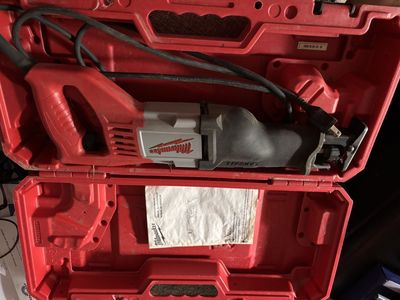 Milwaukee SAWZALL 6519-30 12 Amp Reciprocating Saw with Case