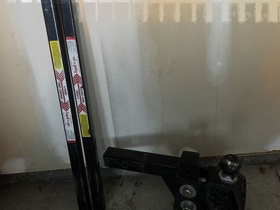 Equal-i-zer 4-Point Sway Control Weight Distribution Hitch