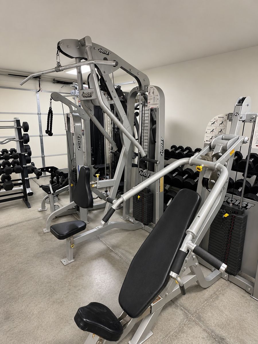 Hoist Commercial Quality Machines