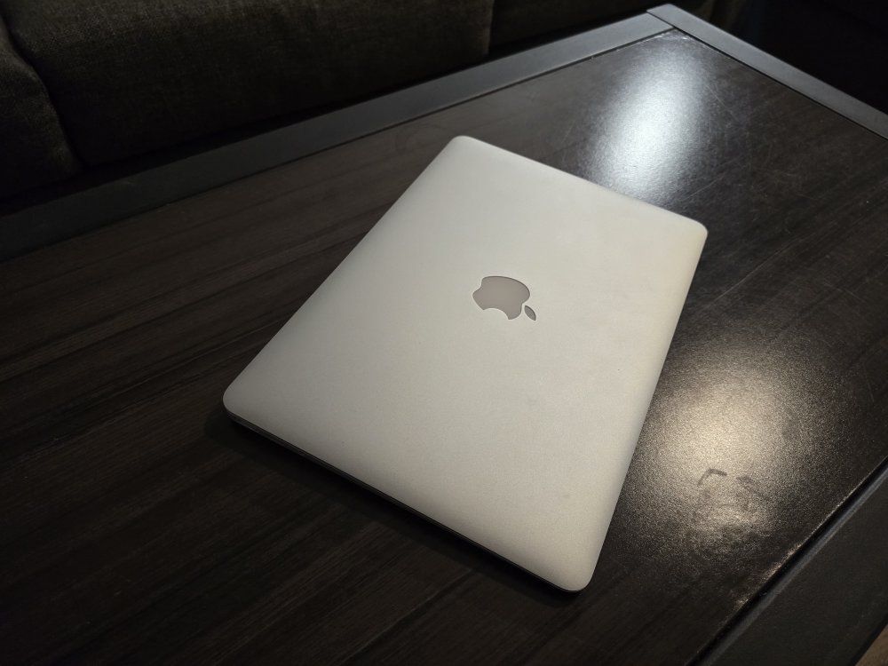 MacBook Air (Late 2014)