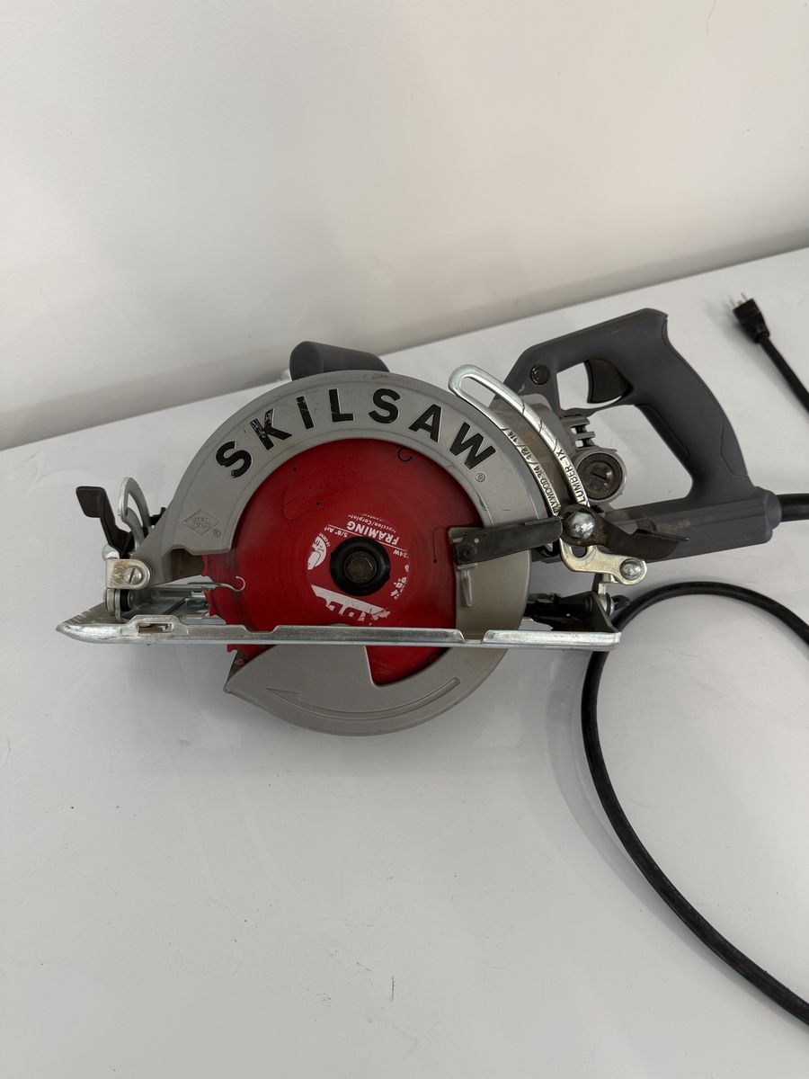 Skil Saw 7-1/4" worm drive framing saw