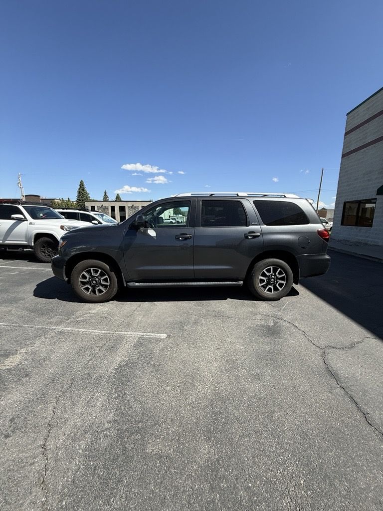 2019 Toyota Sequoia SR5