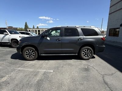 2019 Toyota Sequoia SR5