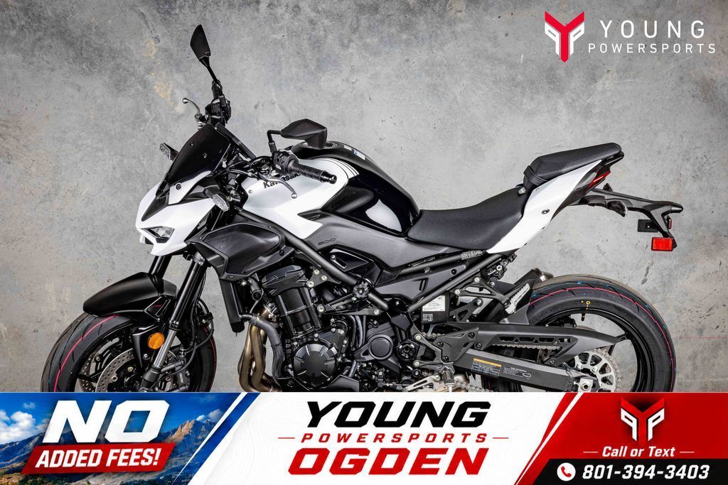 2026 Kawasaki Z900 ABS