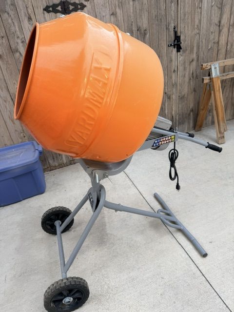 YARDMAX Model YM0I46 5.0 Cu.ft. Electric Concrete Mixer