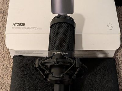 Audio-Technica AT2035 Large Diaphragm Cardioid Condenser Microphone