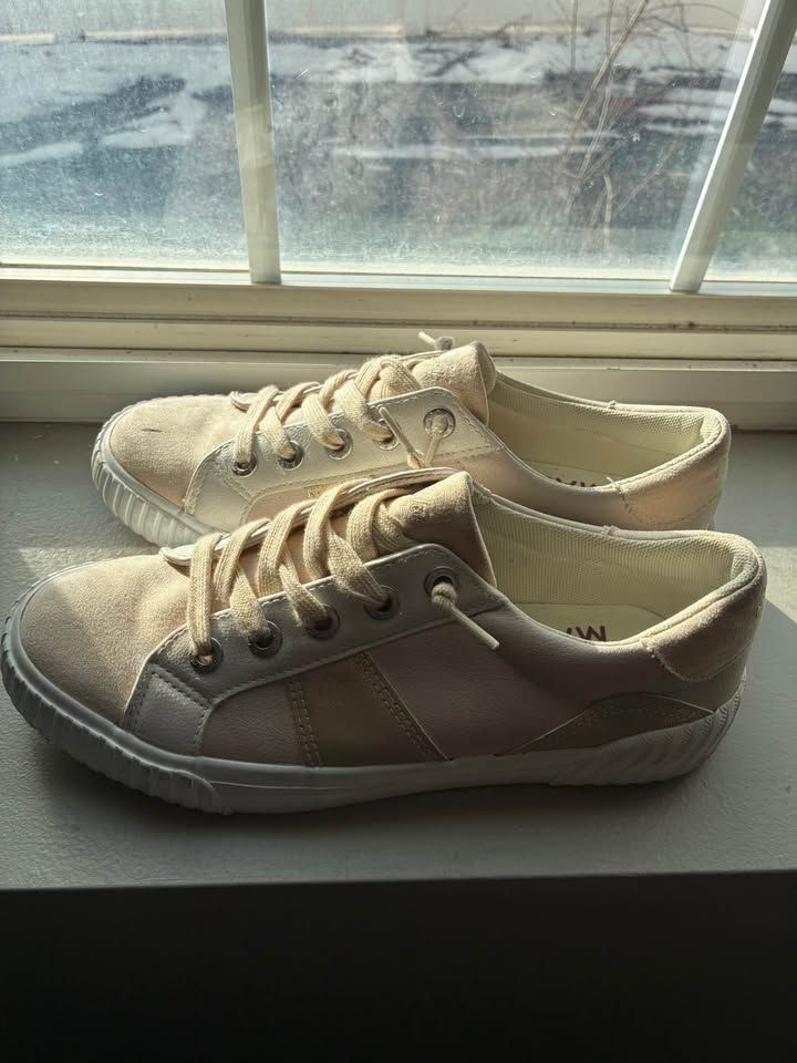 Blowfish Malibu Shoes Women Size 8 1/2