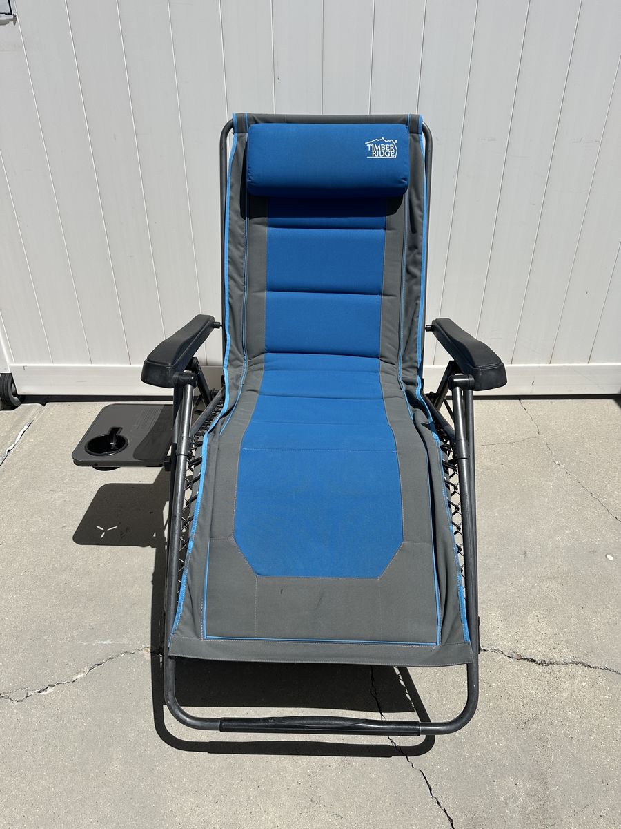 Nice Comfy Timberrige Zero Gravity Lounge Chair