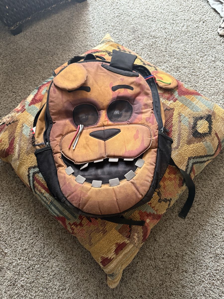 Five Nights At Freddy’s Backpack And Coloring Book