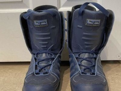 Snowboard boots, men's 8