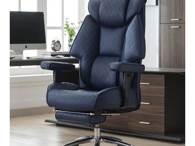 Office Chair with Footrest